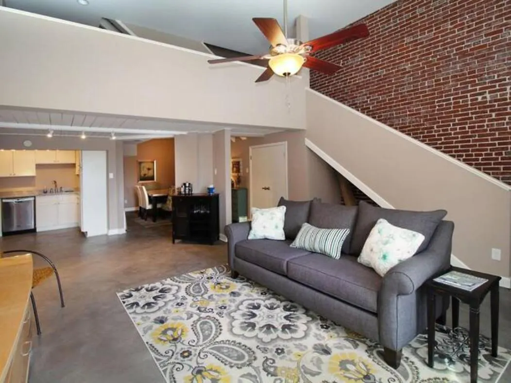 Large Condo In Downtown Мемфис